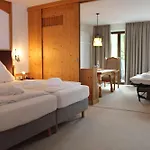 Hotel & Hochriegel