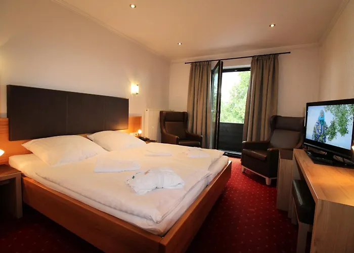 Hotel & Hochriegel
